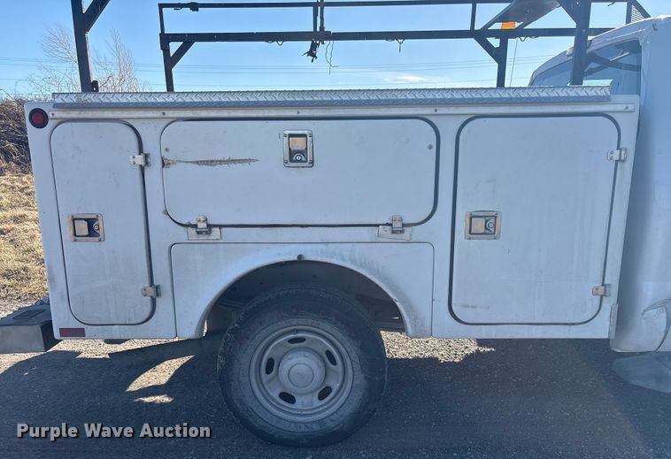 image for item EV2684 2013 Ford F250 Crew Cab utility bed pickup truck