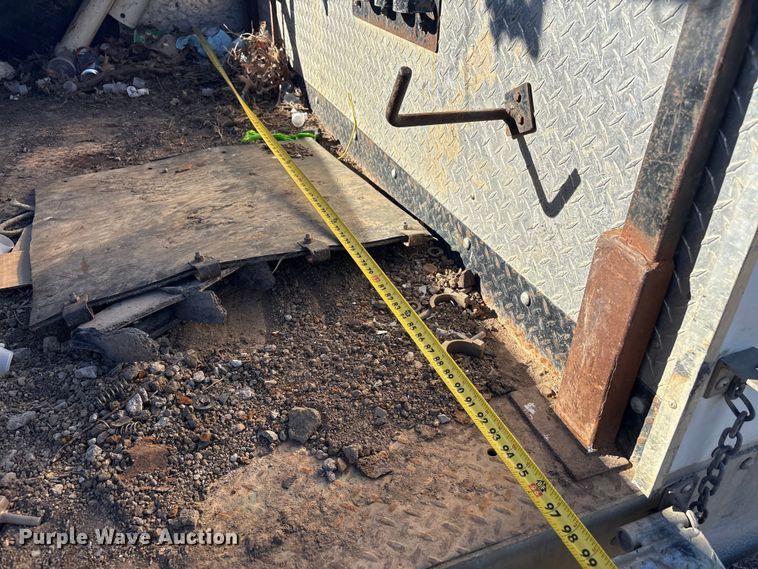 image for item EV2684 2013 Ford F250 Crew Cab utility bed pickup truck