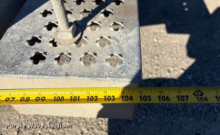 image for item EV2684 2013 Ford F250 Crew Cab utility bed pickup truck