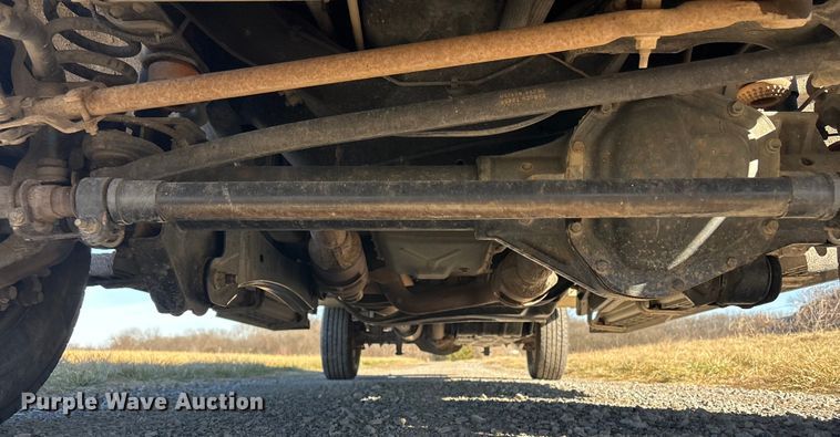 image for item EV2684 2013 Ford F250 Crew Cab utility bed pickup truck