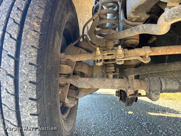 image for item EV2684 2013 Ford F250 Crew Cab utility bed pickup truck