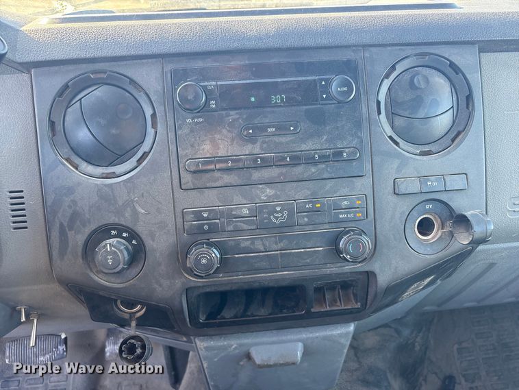 image for item EV2684 2013 Ford F250 Crew Cab utility bed pickup truck