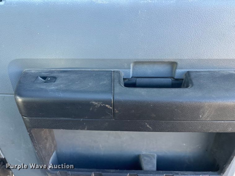 image for item EV2684 2013 Ford F250 Crew Cab utility bed pickup truck