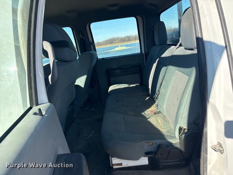 image for item EV2684 2013 Ford F250 Crew Cab utility bed pickup truck