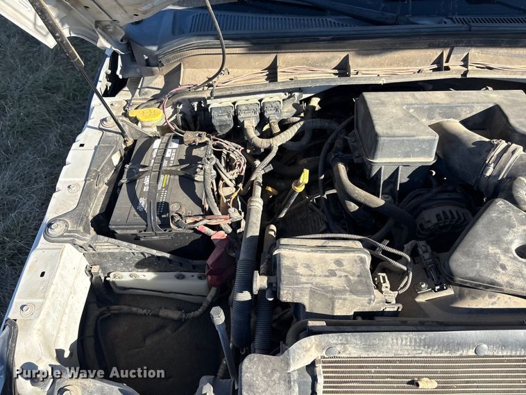 image for item EV2684 2013 Ford F250 Crew Cab utility bed pickup truck