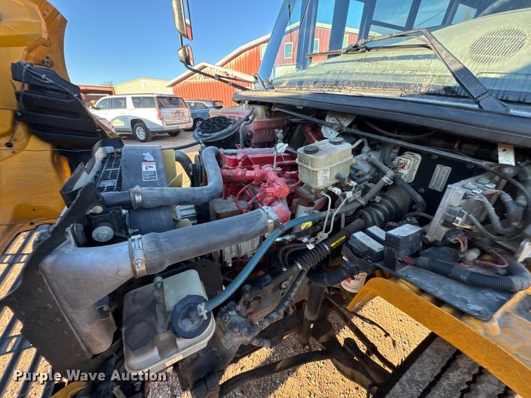 image for item FB0724 2013 Freightliner B2 school bus