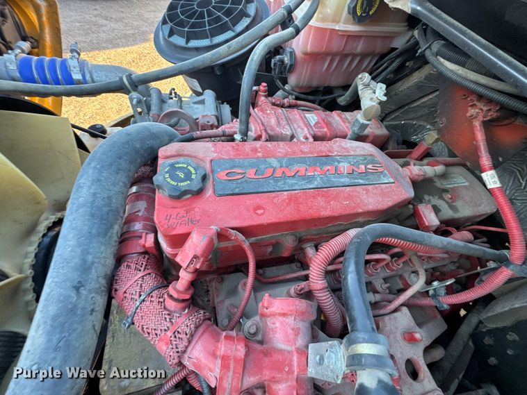 image for item FB0724 2013 Freightliner B2 school bus