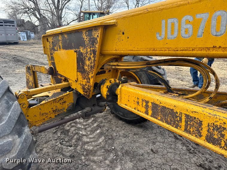 image for item FB0800 John Deere 670-A motor grader
