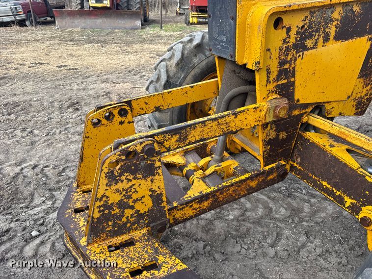 image for item FB0800 John Deere 670-A motor grader