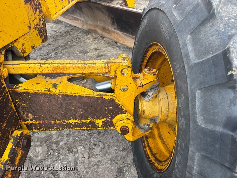 image for item FB0800 John Deere 670-A motor grader