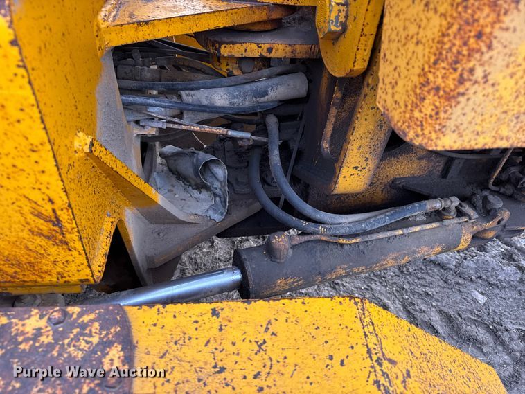 image for item FB0800 John Deere 670-A motor grader