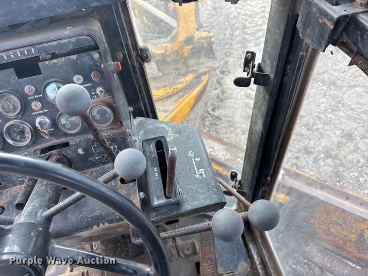 image for item FB0800 John Deere 670-A motor grader