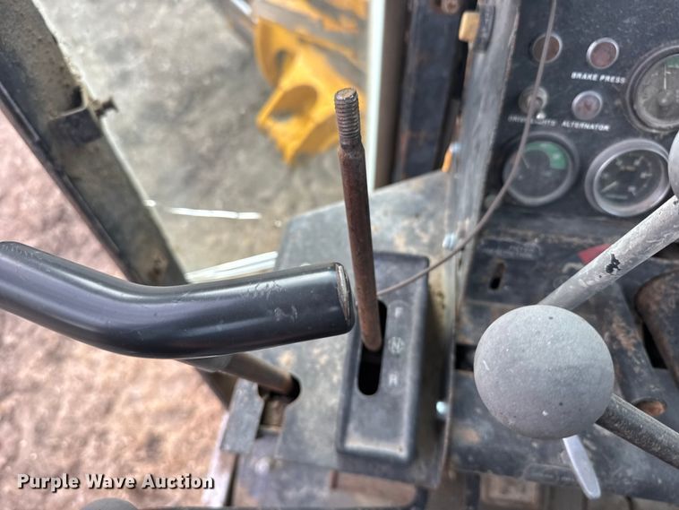 image for item FB0800 John Deere 670-A motor grader