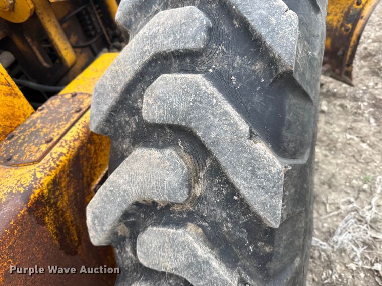 image for item FB0800 John Deere 670-A motor grader