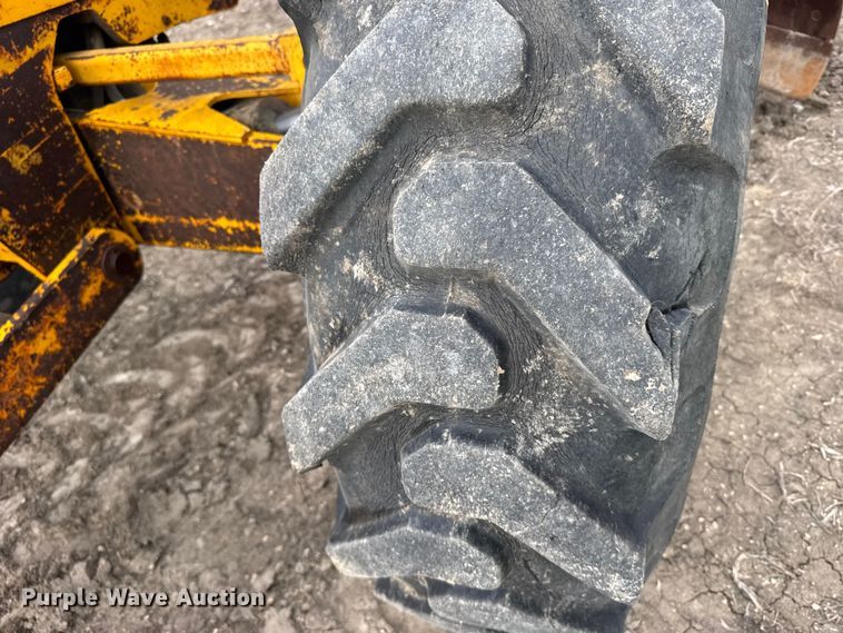 image for item FB0800 John Deere 670-A motor grader