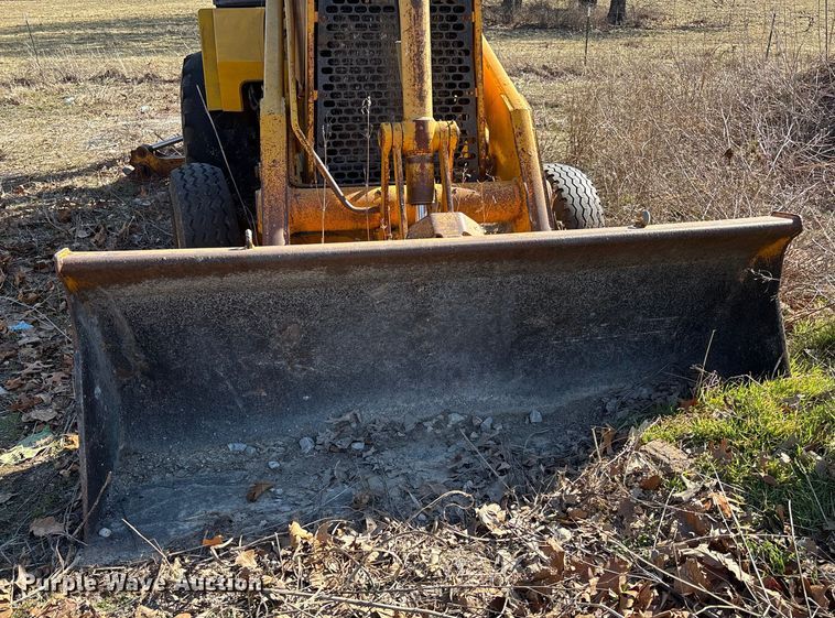 image for item FB3019 John Deere 410C backhoe