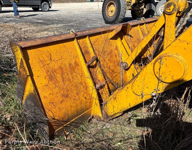 image for item FB3019 John Deere 410C backhoe