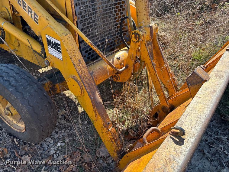 image for item FB3019 John Deere 410C backhoe