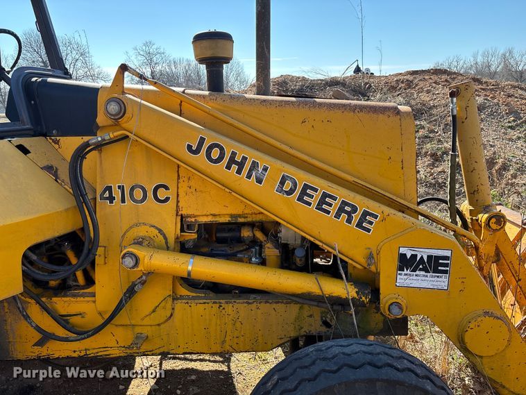 image for item FB3019 John Deere 410C backhoe
