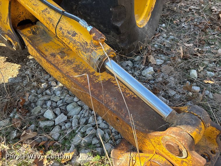 image for item FB3019 John Deere 410C backhoe