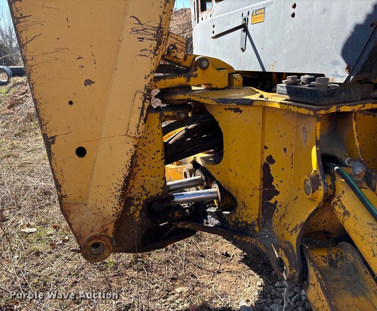 image for item FB3019 John Deere 410C backhoe