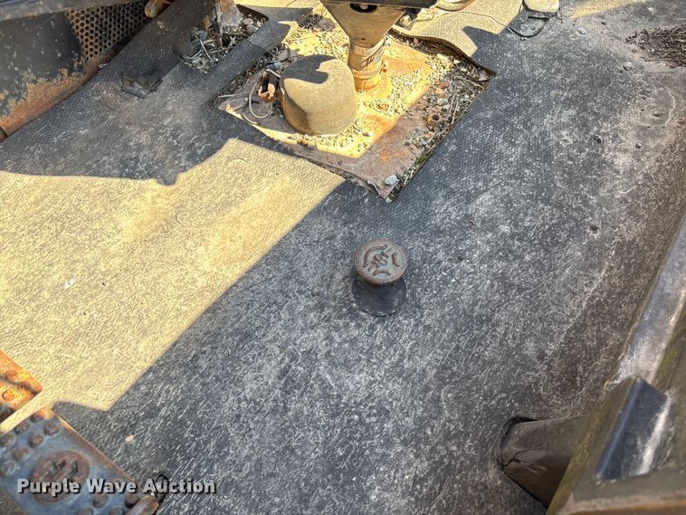 image for item FB3019 John Deere 410C backhoe