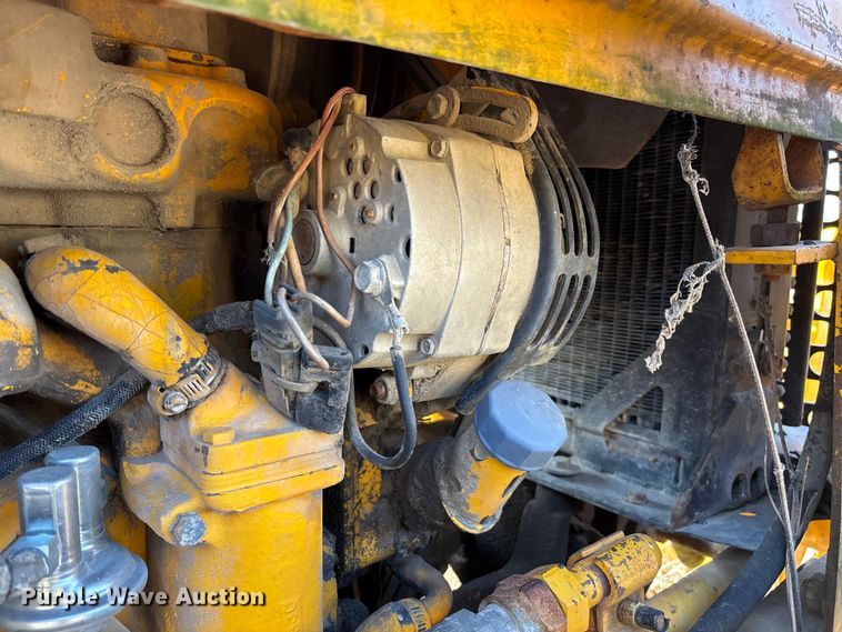 image for item FB3019 John Deere 410C backhoe