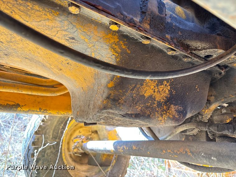 image for item FB3019 John Deere 410C backhoe