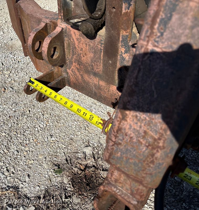 image for item FB3020 2001 International 4900 dump truck