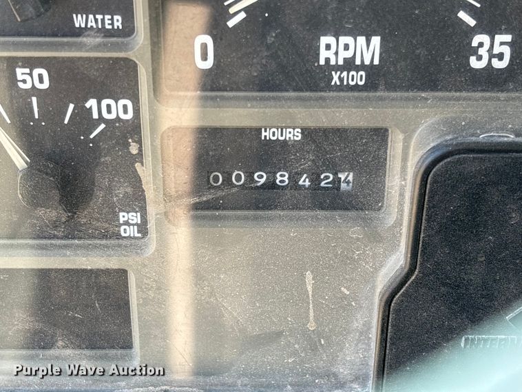 image for item FB3020 2001 International 4900 dump truck