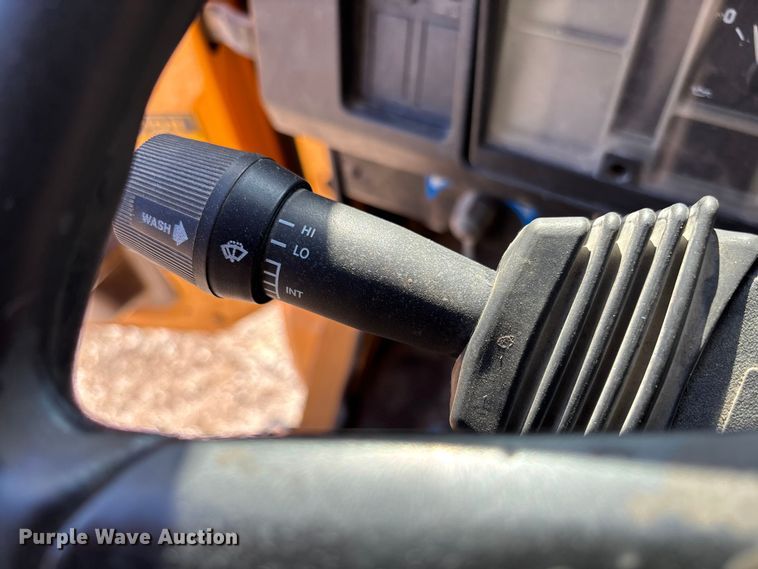 image for item FB3020 2001 International 4900 dump truck