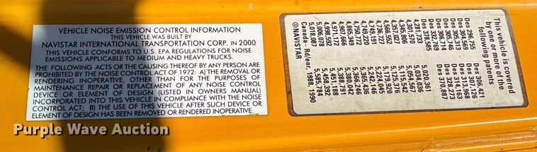 image for item FB3020 2001 International 4900 dump truck