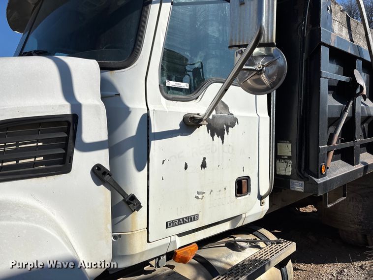 image for item FB3023 2004 Mack CV713 dump truck