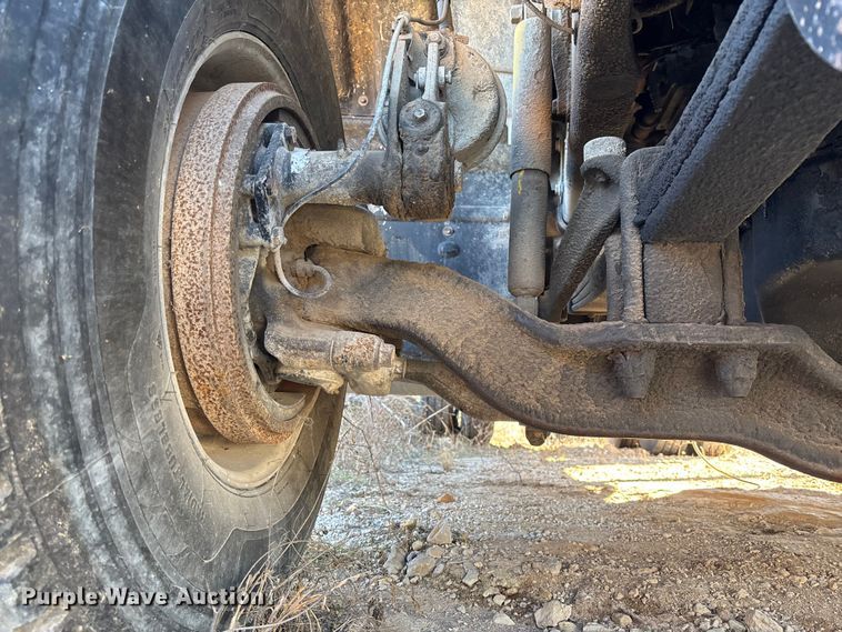 image for item FB3023 2004 Mack CV713 dump truck