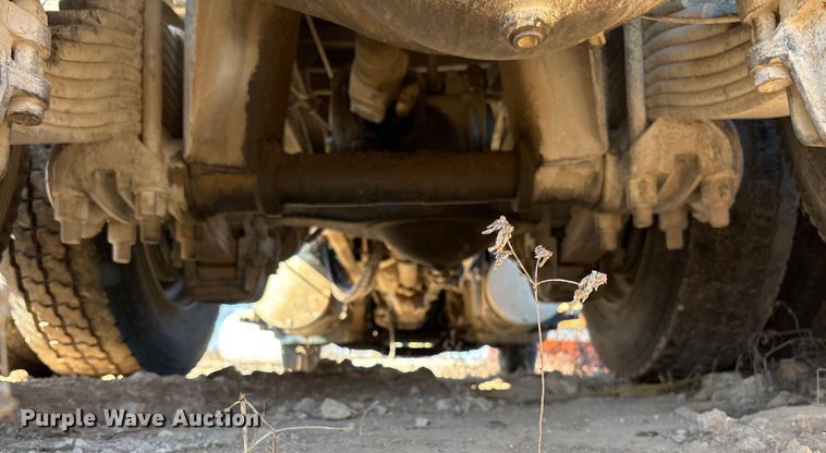 image for item FB3023 2004 Mack CV713 dump truck