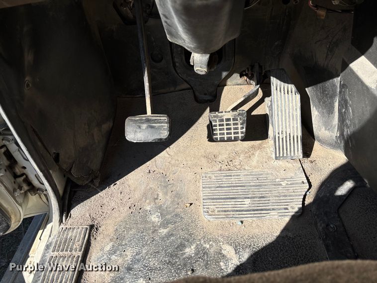 image for item FB3023 2004 Mack CV713 dump truck