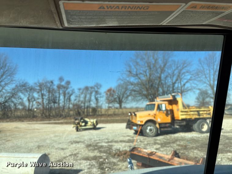 image for item FB3023 2004 Mack CV713 dump truck