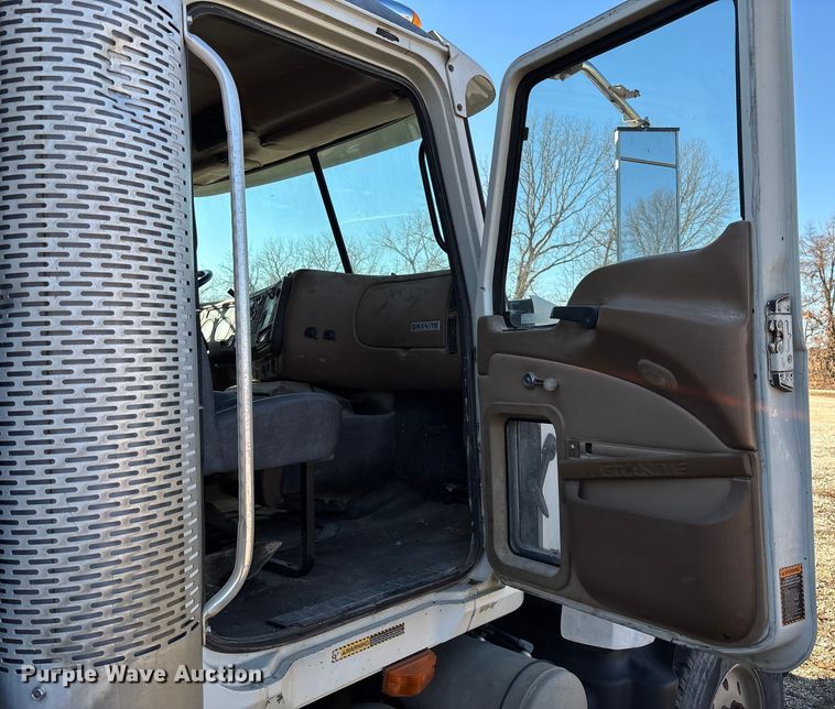 image for item FB3023 2004 Mack CV713 dump truck