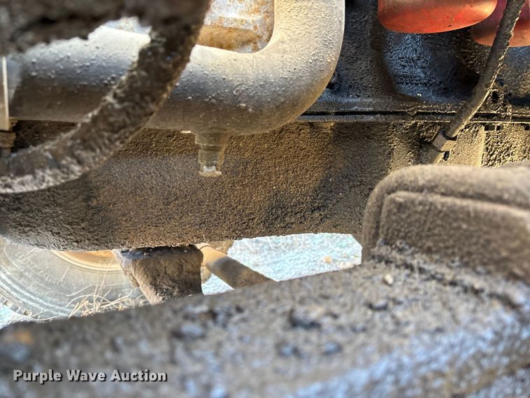 image for item FB3023 2004 Mack CV713 dump truck