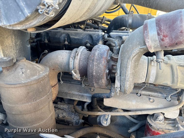 image for item FB3023 2004 Mack CV713 dump truck