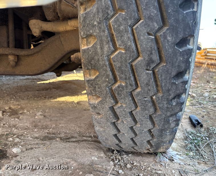 image for item FB3023 2004 Mack CV713 dump truck