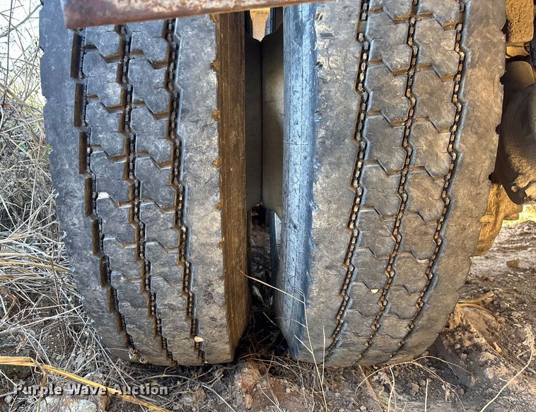 image for item FB3023 2004 Mack CV713 dump truck