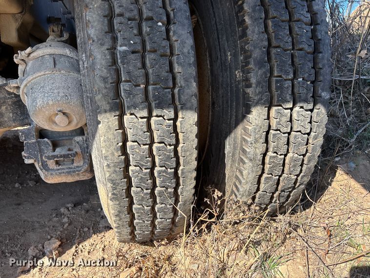 image for item FB3023 2004 Mack CV713 dump truck