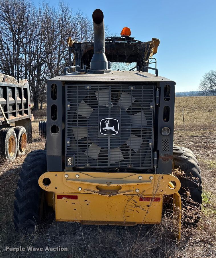 image for item FB3024 2011 John Deere 770G motor grader