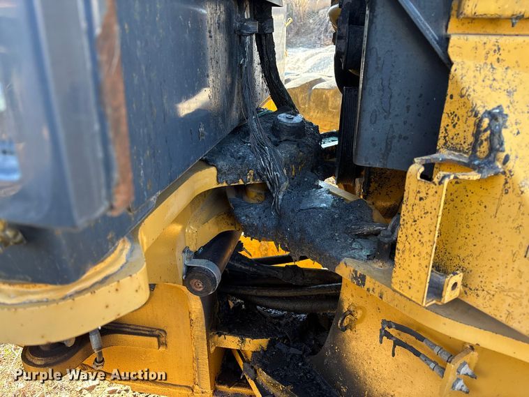 image for item FB3024 2011 John Deere 770G motor grader