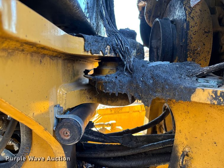image for item FB3024 2011 John Deere 770G motor grader
