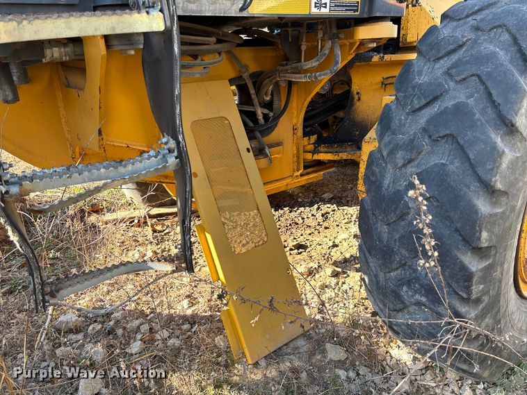 image for item FB3024 2011 John Deere 770G motor grader