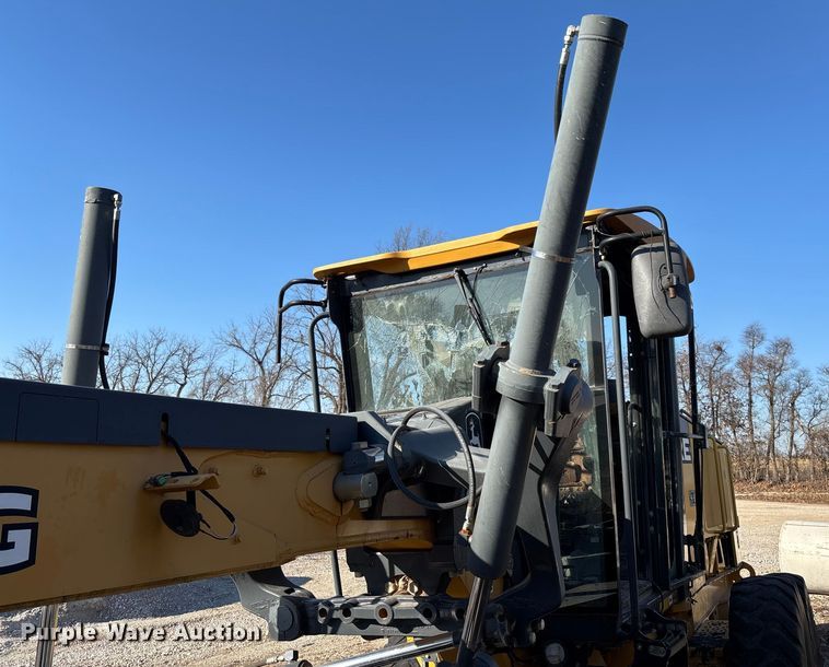 image for item FB3024 2011 John Deere 770G motor grader