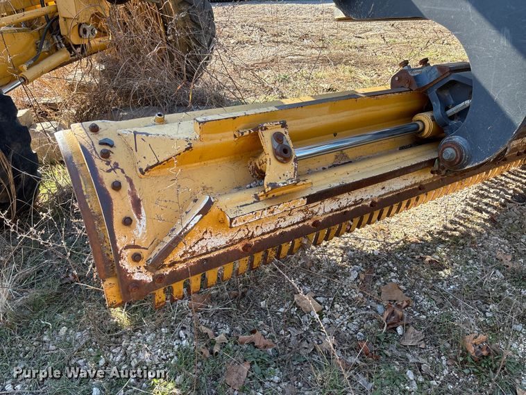 image for item FB3024 2011 John Deere 770G motor grader