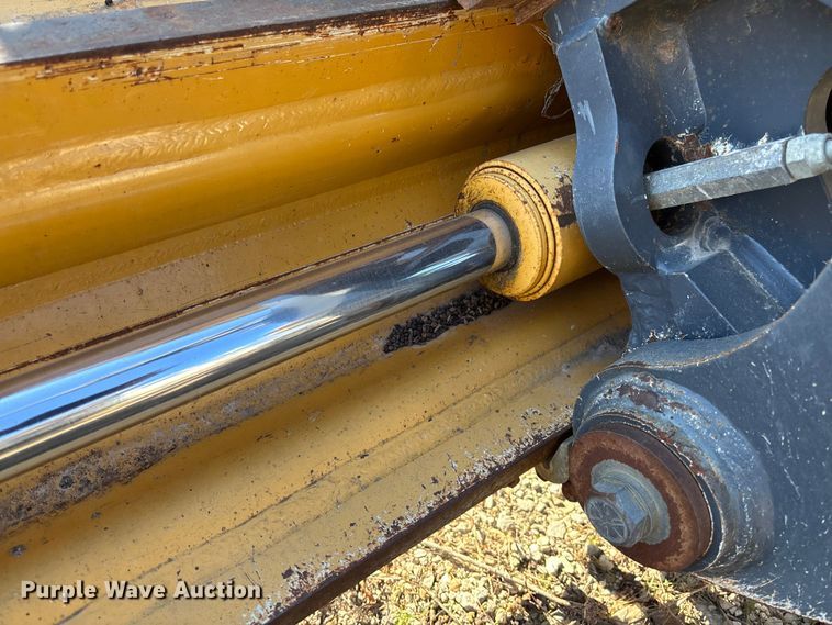 image for item FB3024 2011 John Deere 770G motor grader